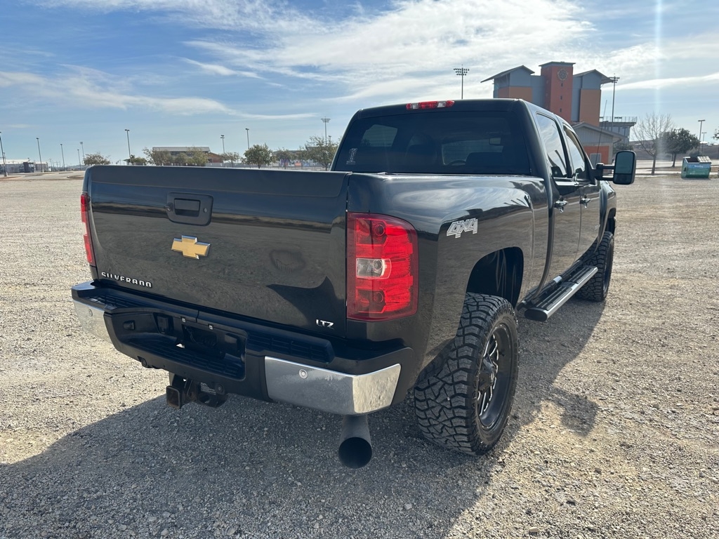 Chevrolet Silverado 2500HD LTZ Crew Cab 4WD 2013