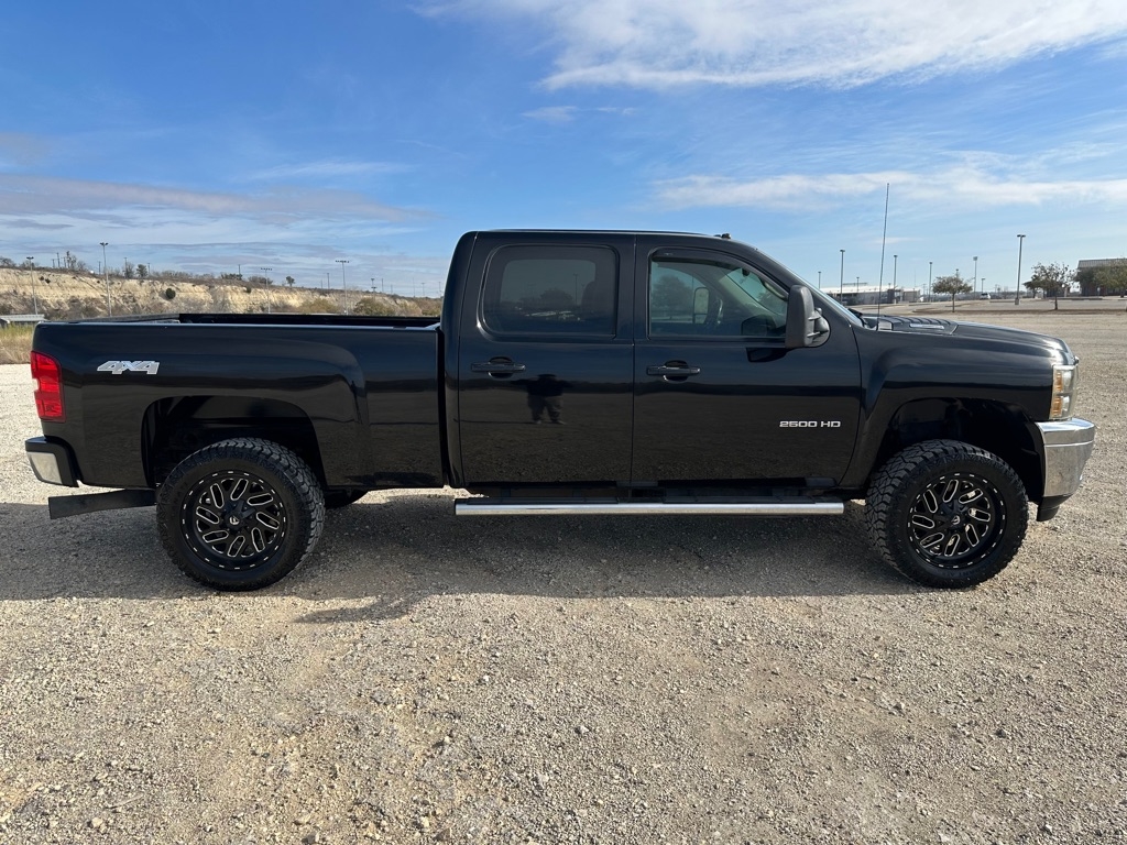 Chevrolet Silverado 2500HD LTZ Crew Cab 4WD 2013