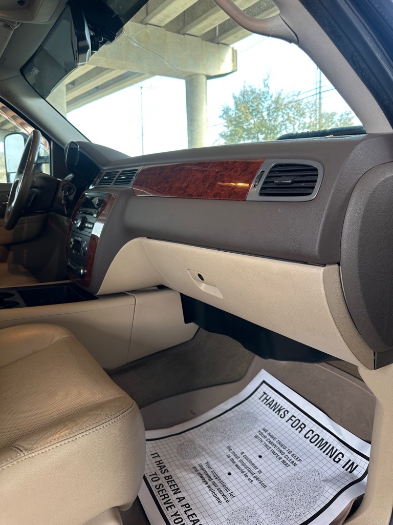 Chevrolet Silverado 2500HD LTZ Crew Cab 4WD 2013