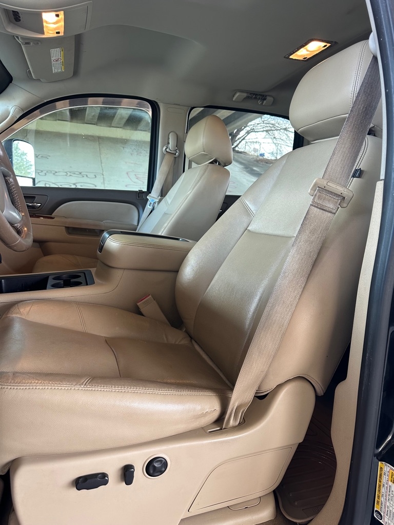 Chevrolet Silverado 2500HD LTZ Crew Cab 4WD 2013