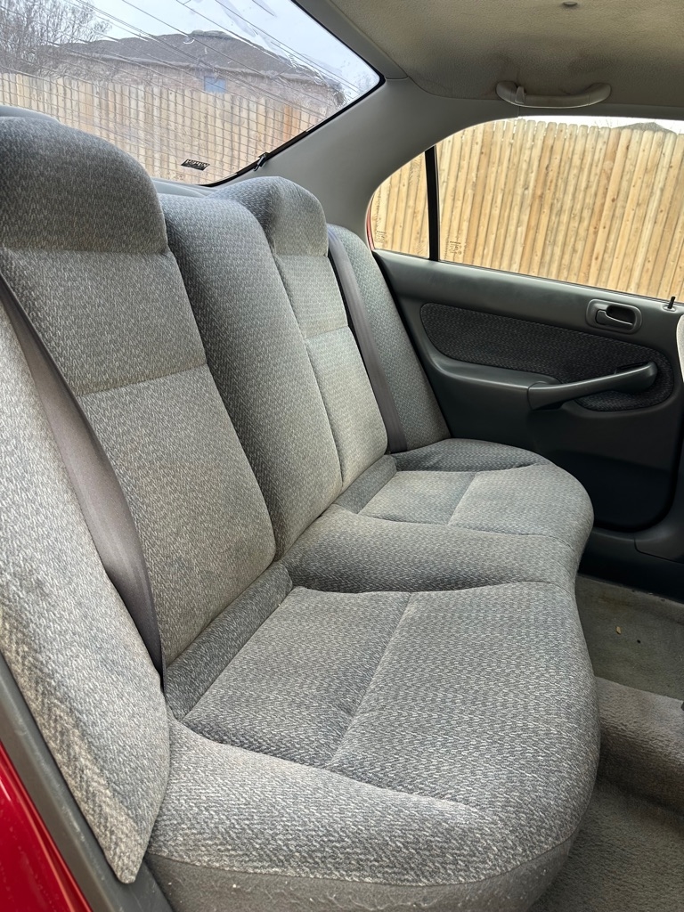 Honda Civic LX sedan 1999