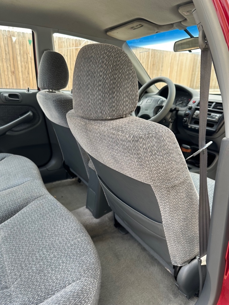 Honda Civic LX sedan 1999