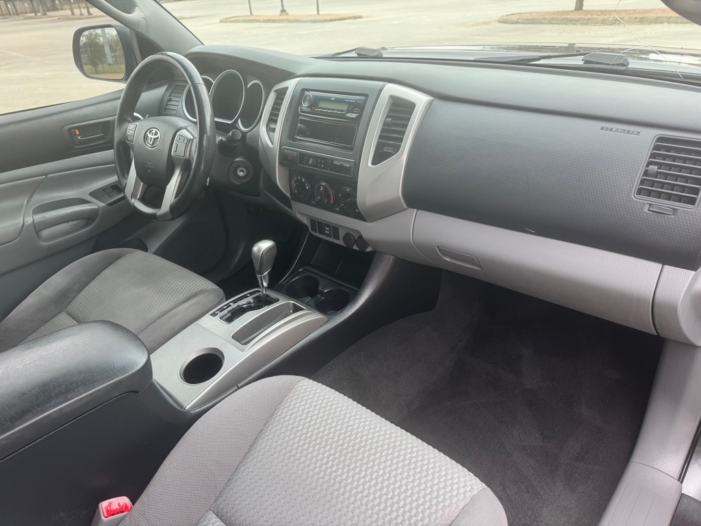 Toyota Tacoma PreRunner Double Cab V6 Auto 2WD 2012