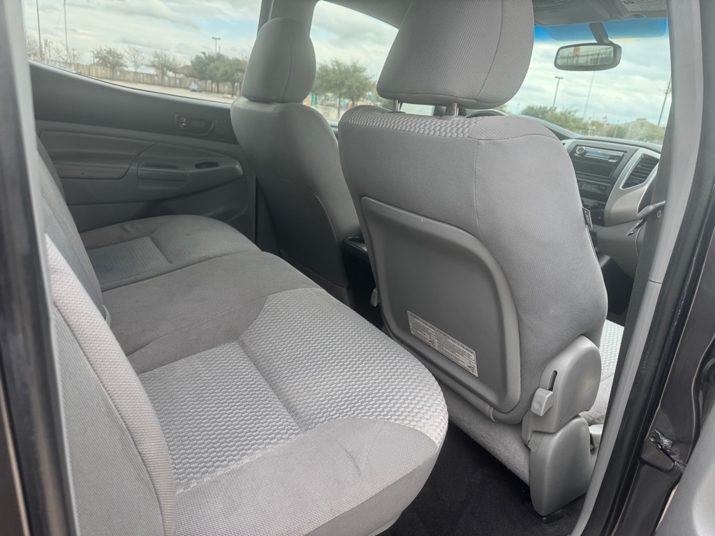 Toyota Tacoma PreRunner Double Cab V6 Auto 2WD 2012