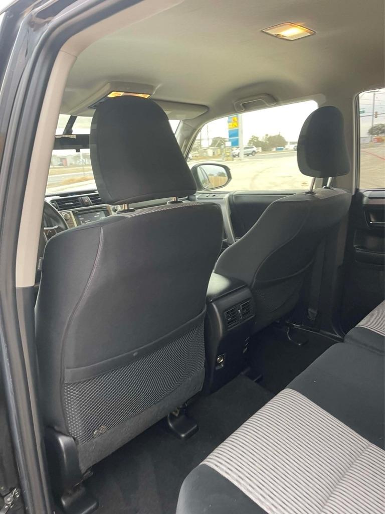 Toyota 4Runner SR5 2WD 2015