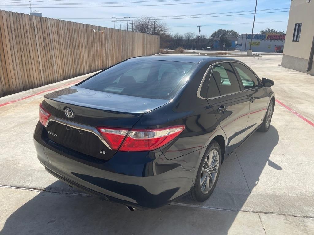 Toyota Camry LE 2017