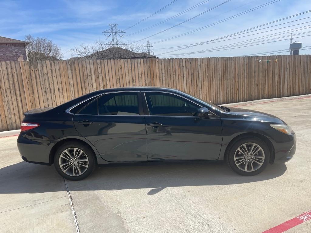 Toyota Camry LE 2017