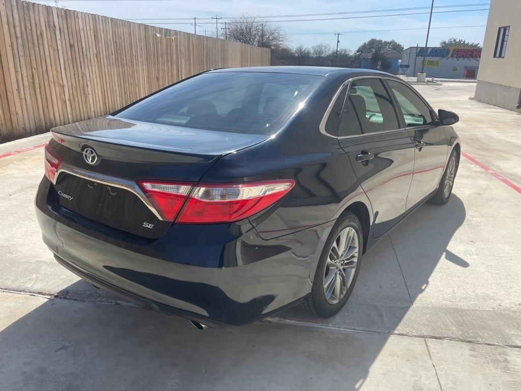 Toyota Camry LE 2017
