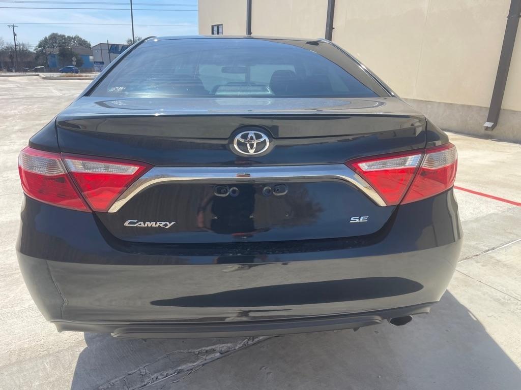 Toyota Camry LE 2017