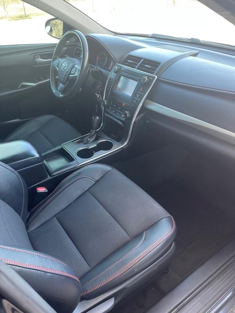 Toyota Camry LE 2017