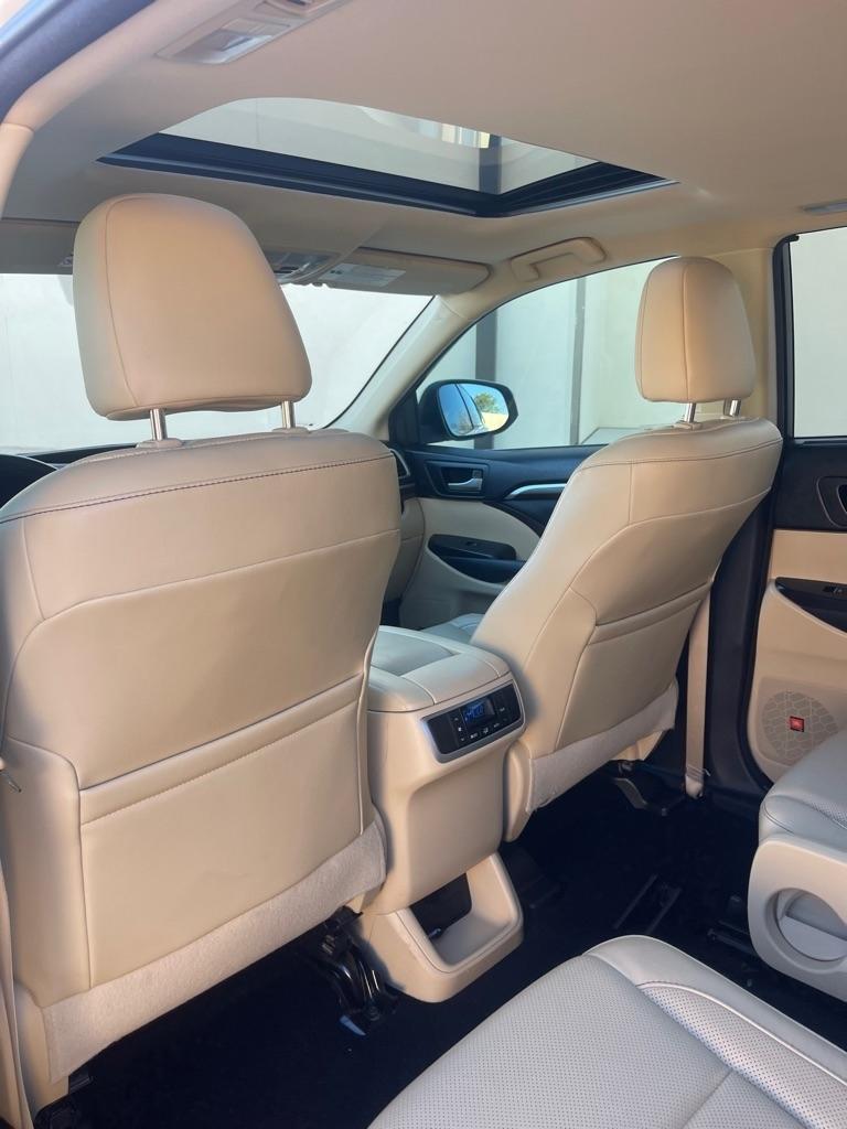 Toyota Highlander Limited AWD V6 2015