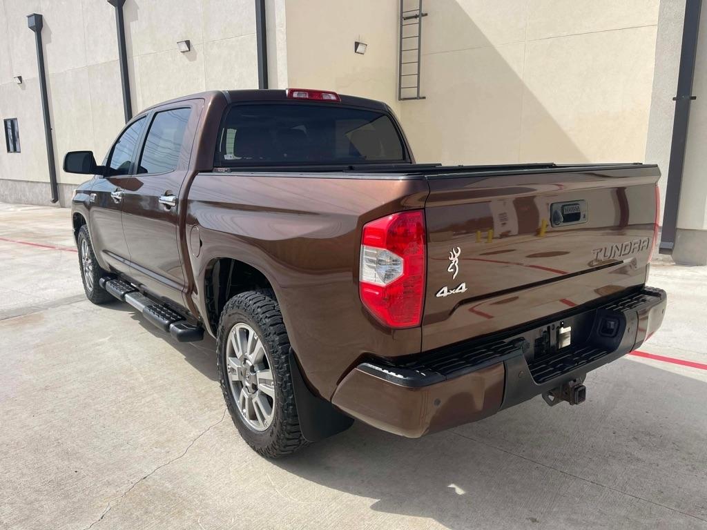 Toyota Tundra Platinum CrewMax 5.7L FFV 4WD 2015