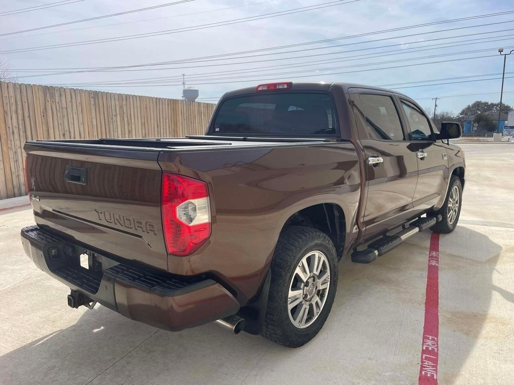 Toyota Tundra Platinum CrewMax 5.7L FFV 4WD 2015