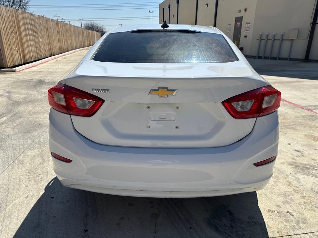 Chevrolet Cruze LS Auto 2017