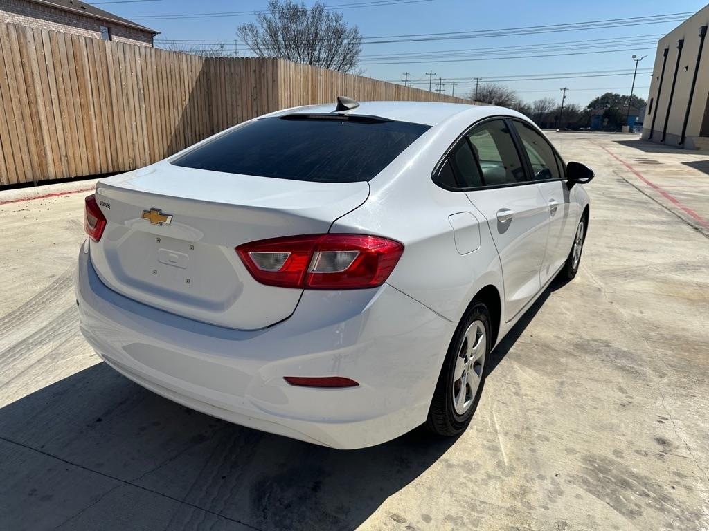 Chevrolet Cruze LS Auto 2017