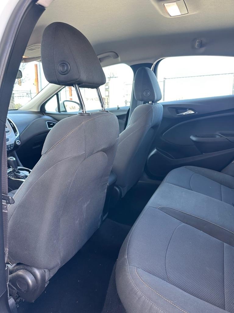 Chevrolet Cruze LS Auto 2017