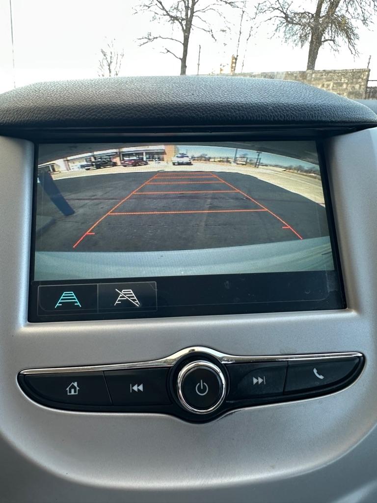 Chevrolet Cruze LS Auto 2017