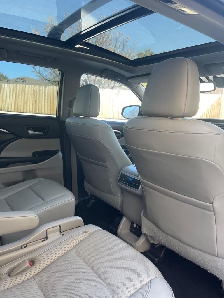 Toyota Highlander Hybrid Limited AWD 2016