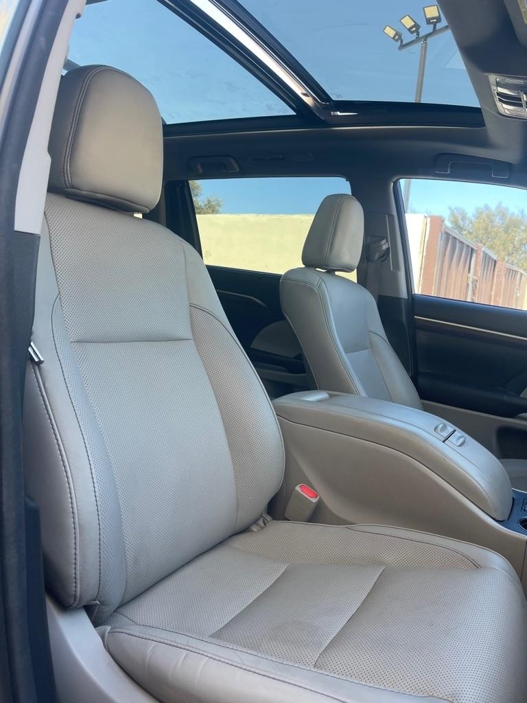 Toyota Highlander Hybrid Limited AWD 2016