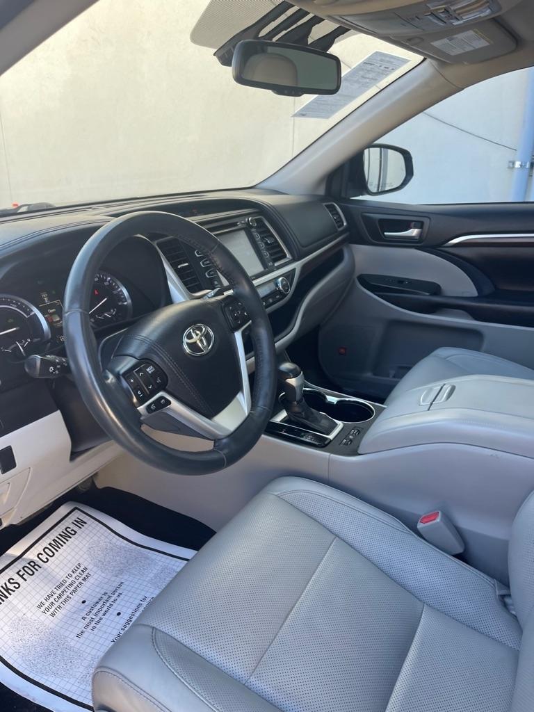 Toyota Highlander Hybrid Limited AWD 2016