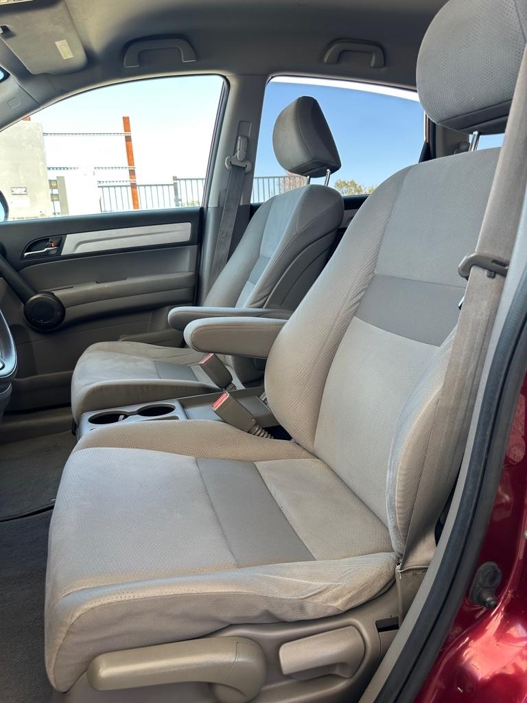 Honda CR-V SE 4WD 5-Speed AT 2011