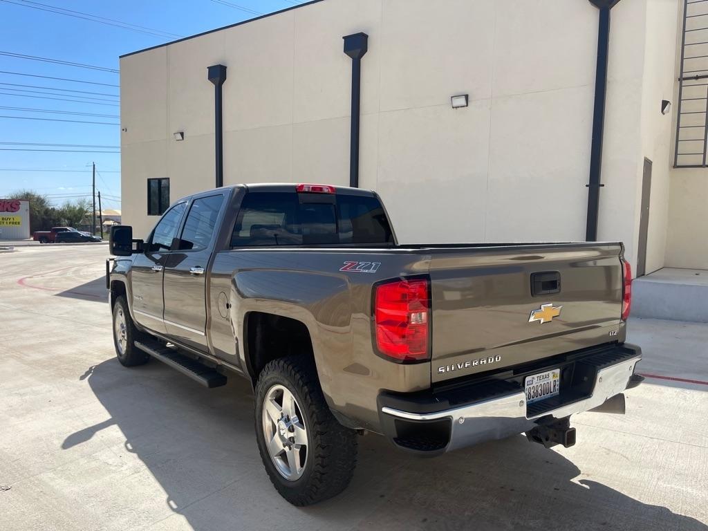 Chevrolet Silverado 2500HD LTZ Crew Cab 4WD 2015