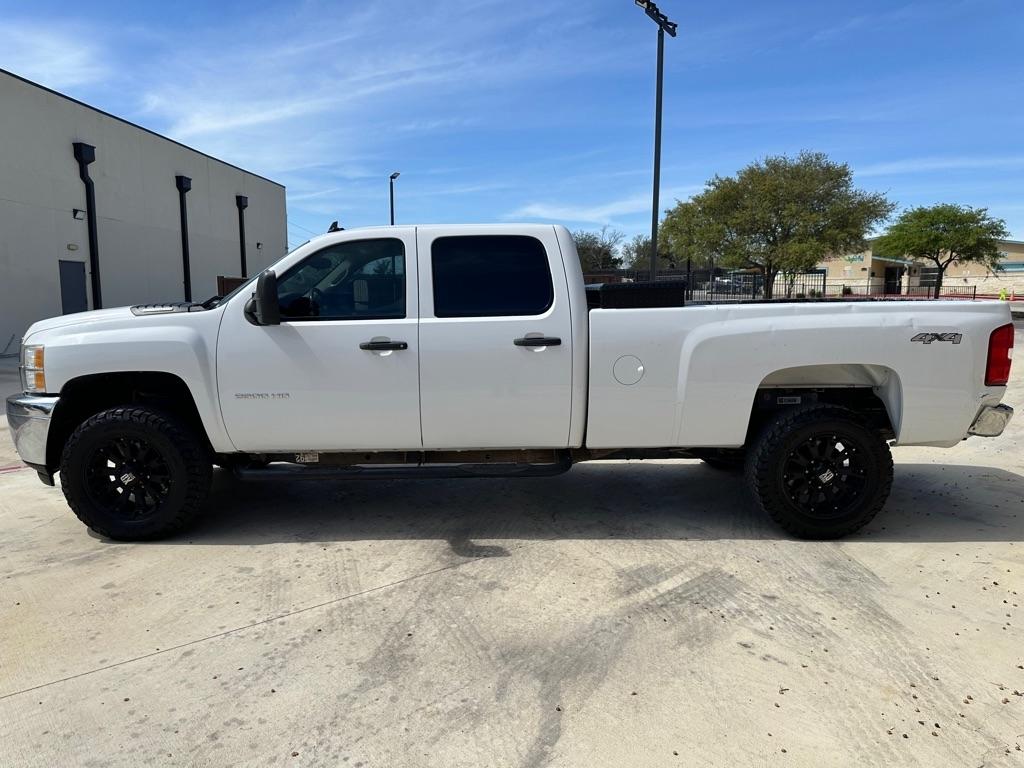 Chevrolet Silverado 2500HD Work Truck Crew Cab 4WD 2013
