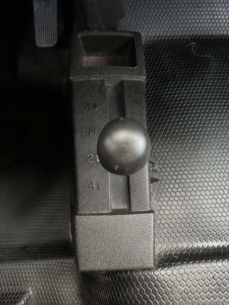 Chevrolet Silverado 2500HD Work Truck Crew Cab 4WD 2013