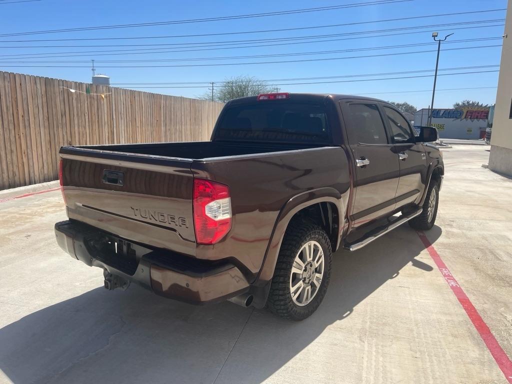 Toyota Tundra Platinum CrewMax 5.7L FFV 4WD 2016