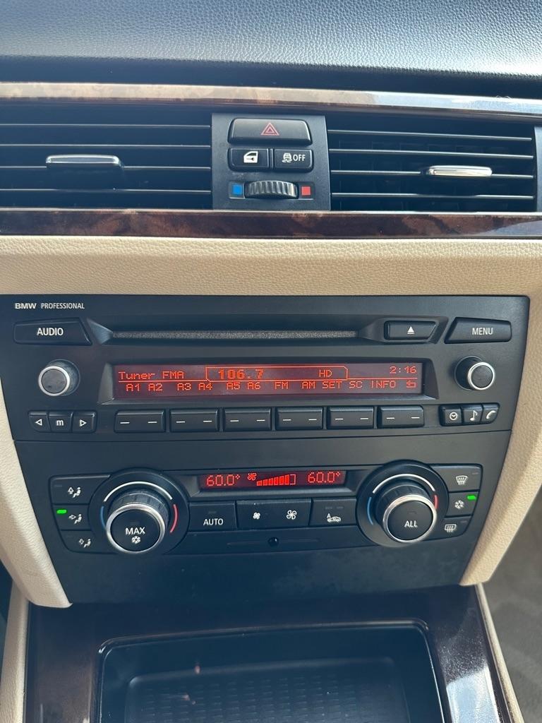 BMW 3-Series 328i Convertible - SULEV 2012