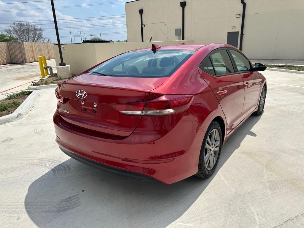 Hyundai Elantra Limited 2018