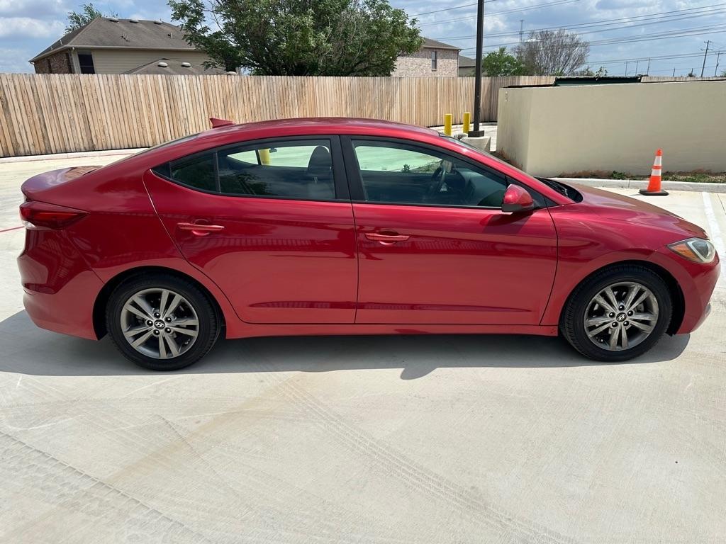 Hyundai Elantra Limited 2018