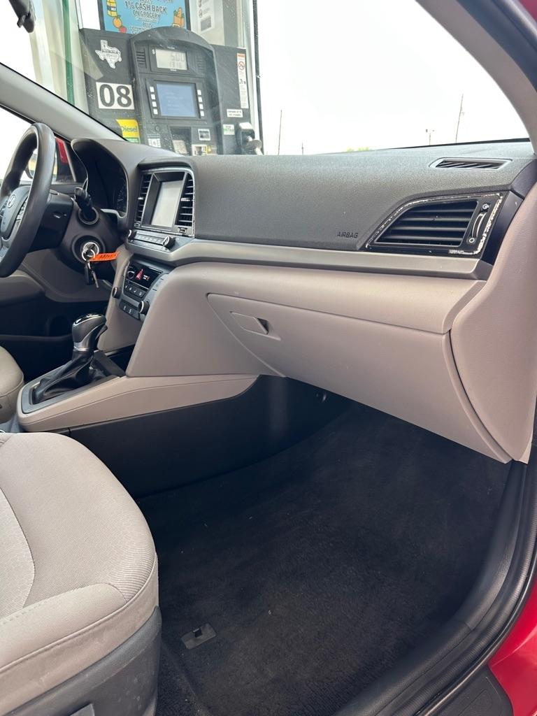 Hyundai Elantra Limited 2018