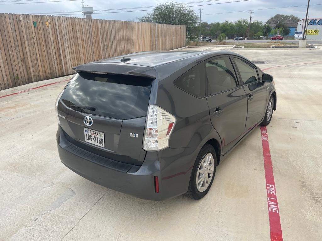 Toyota Prius V Three 2013