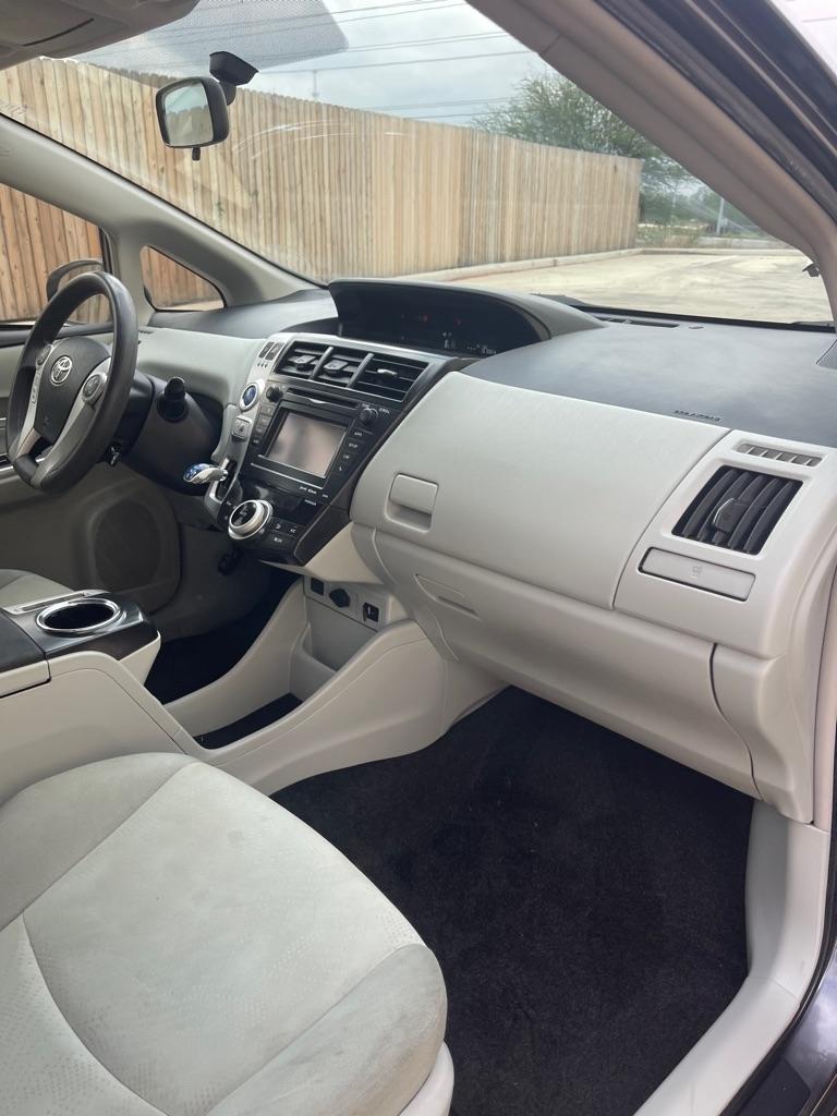 Toyota Prius V Three 2013