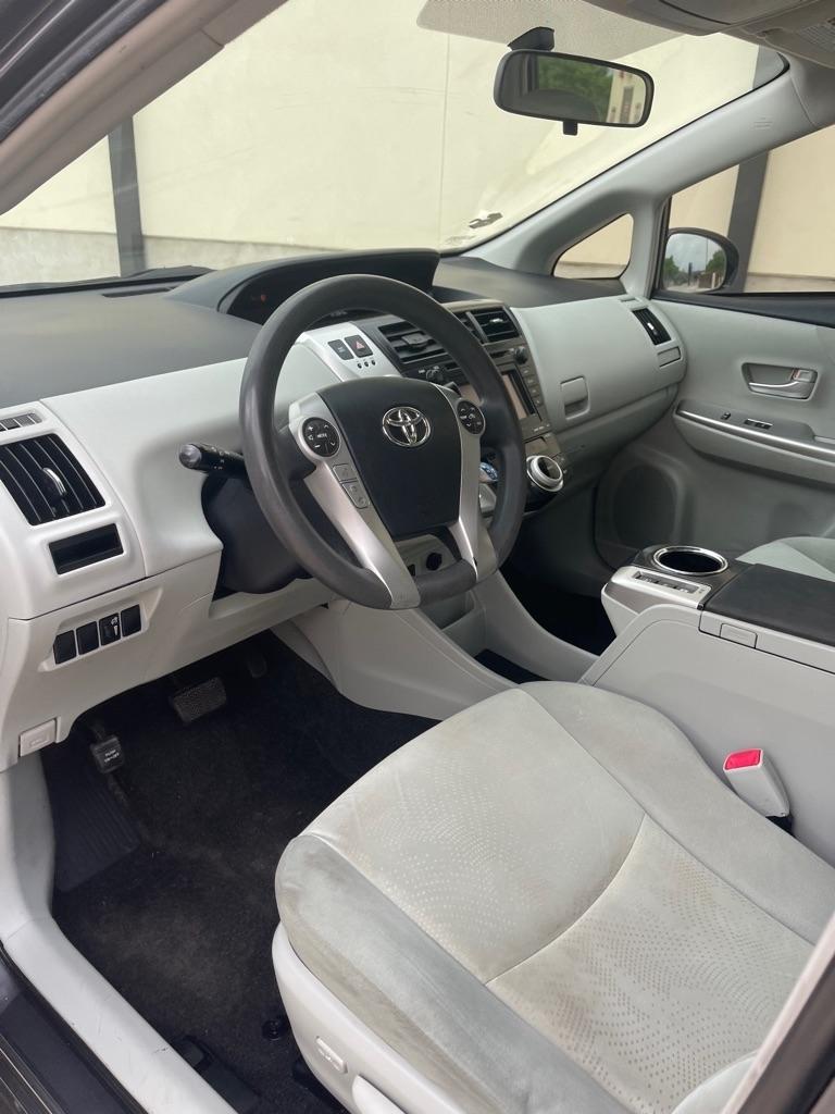 Toyota Prius V Three 2013