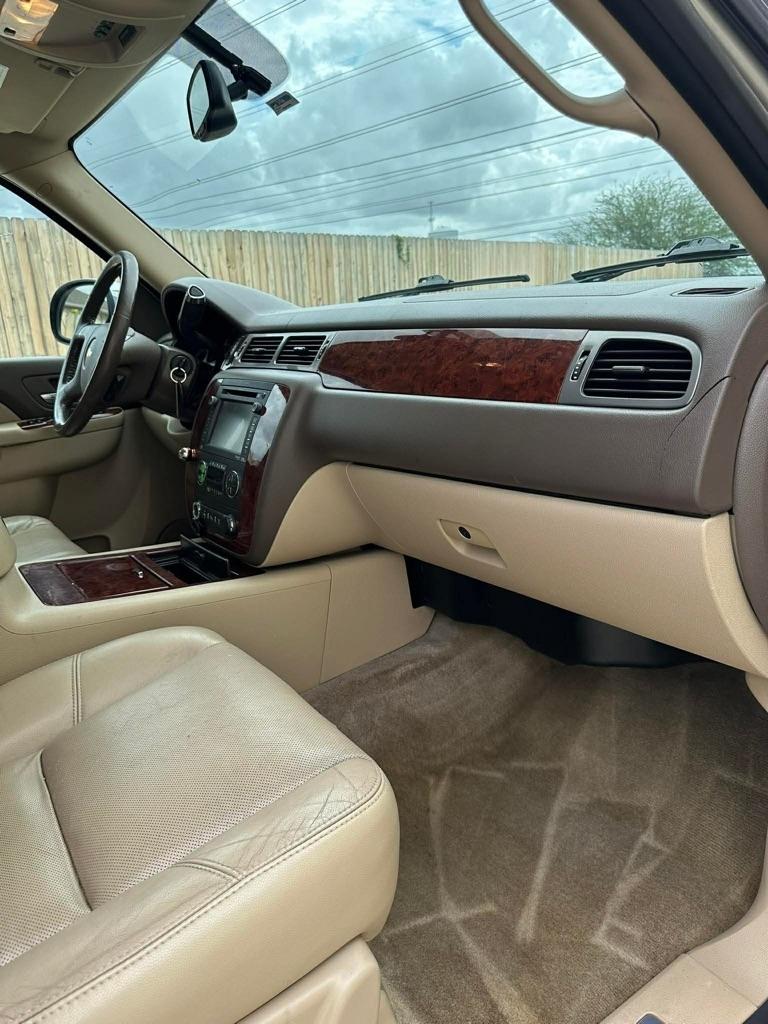 Chevrolet Tahoe LTZ 4WD 2014