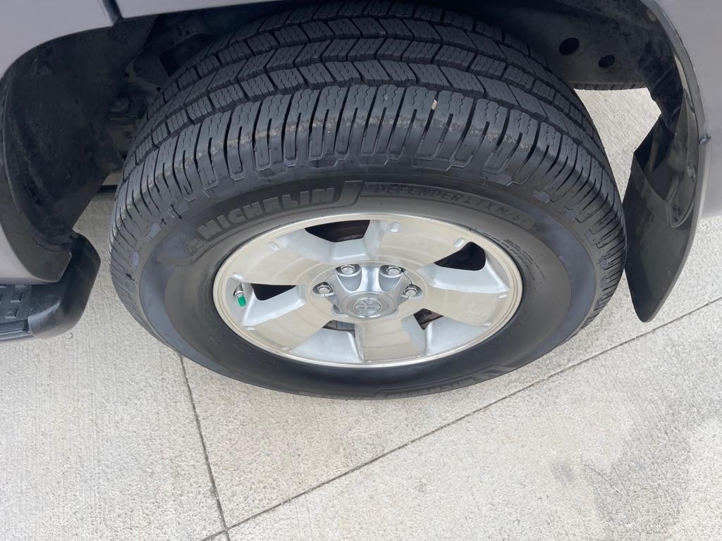 Toyota 4Runner SR5 2WD 2004