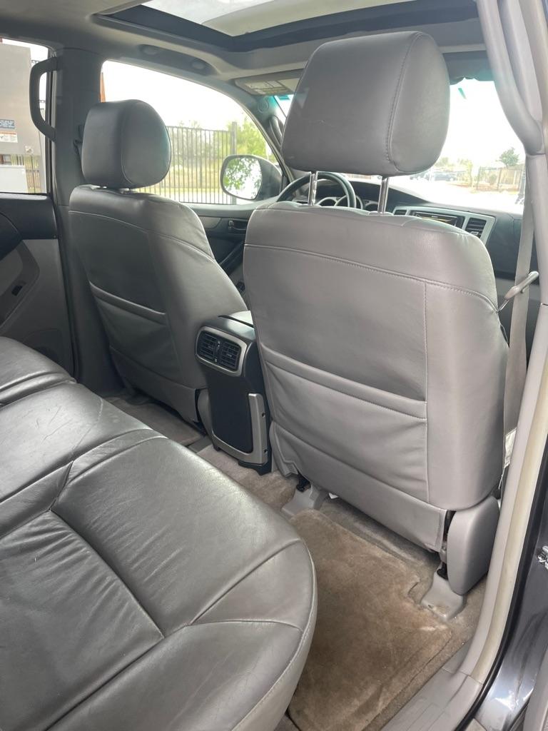 Toyota 4Runner SR5 2WD 2004