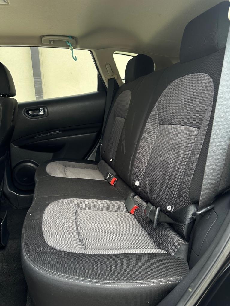 Nissan Rogue S AWD 2012