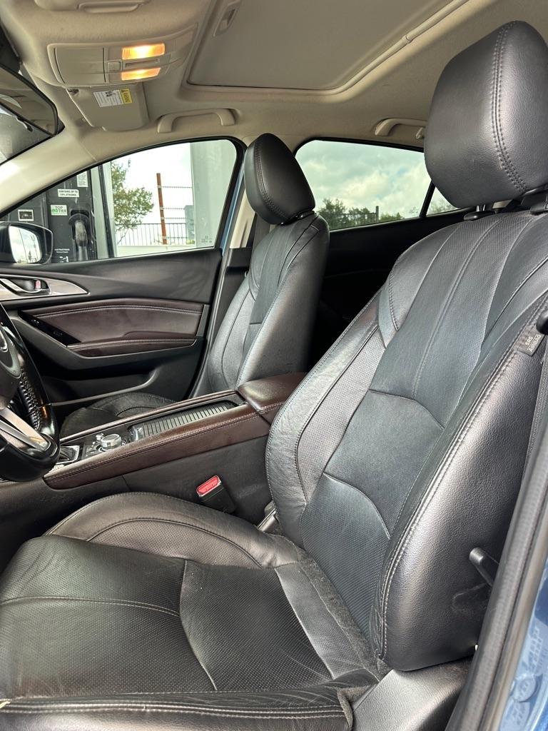 Mazda MAZDA3 s Grand Touring AT 4-Door 2018