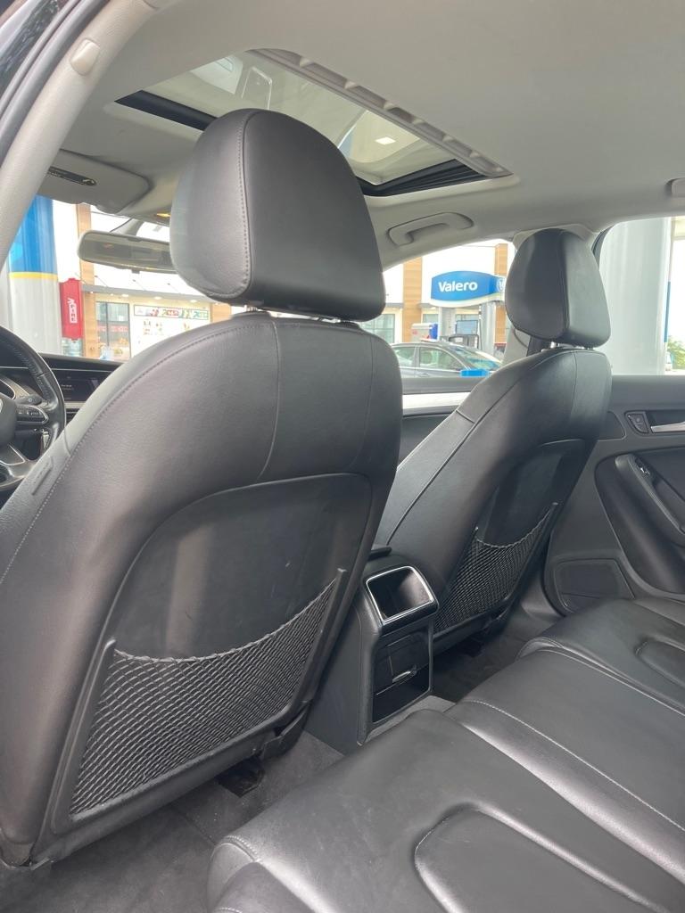 Audi A4 2.0T Sedan quattro Tiptronic 2013