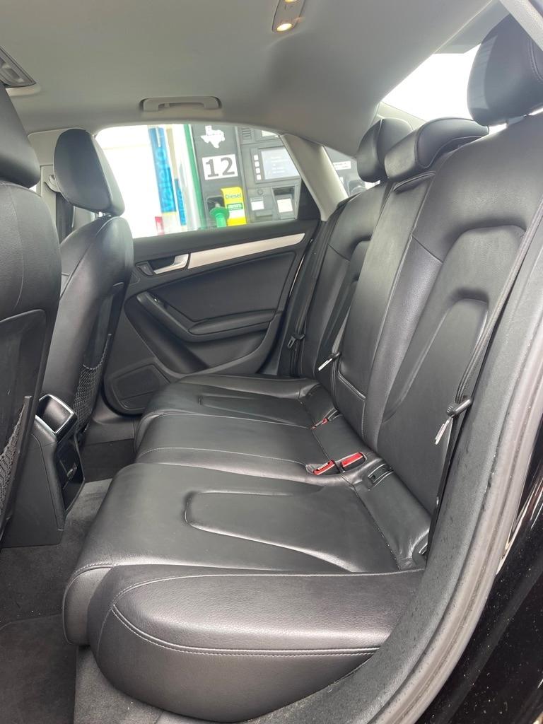 Audi A4 2.0T Sedan quattro Tiptronic 2013