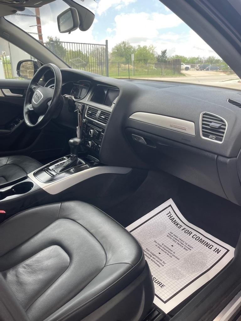 Audi A4 2.0T Sedan quattro Tiptronic 2013