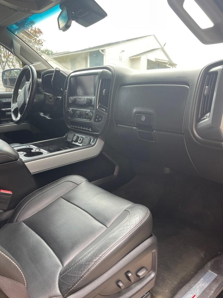 Chevrolet Silverado 2500HD LTZ Crew Cab 4WD 2015