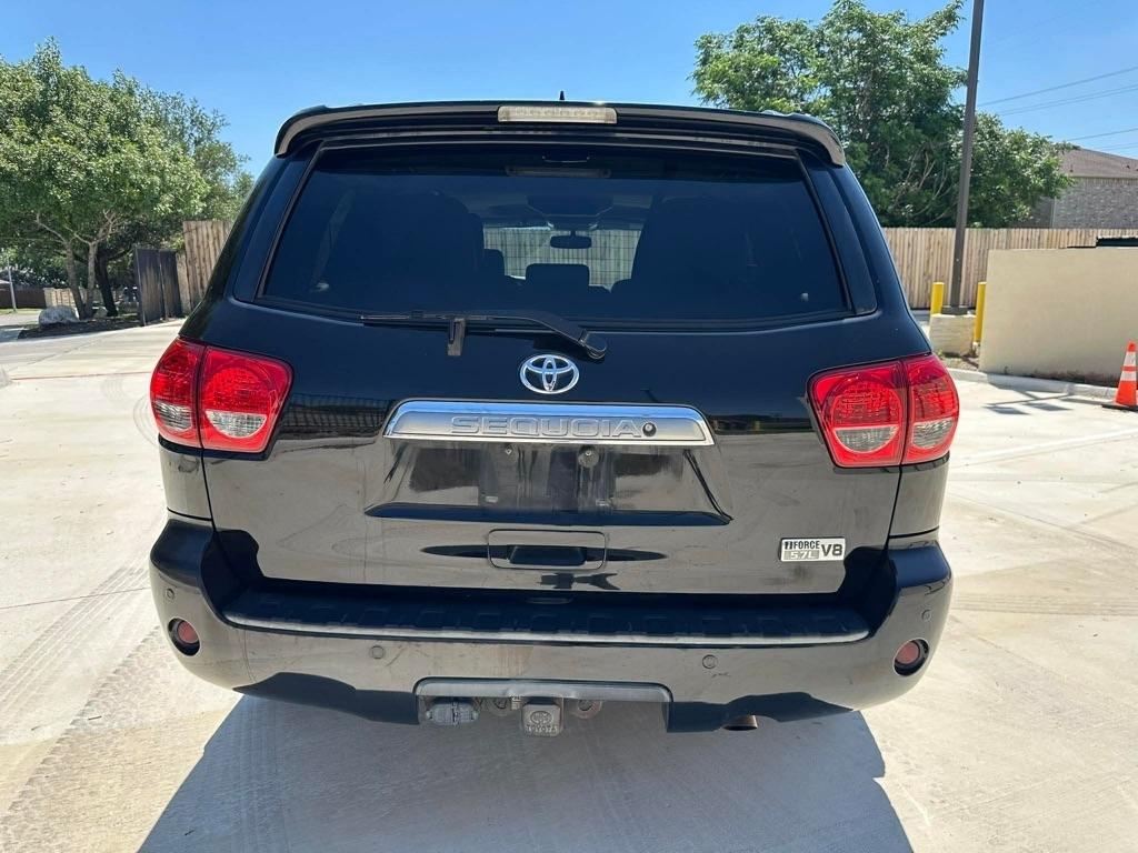Toyota Sequoia Plantium 2WD 2014