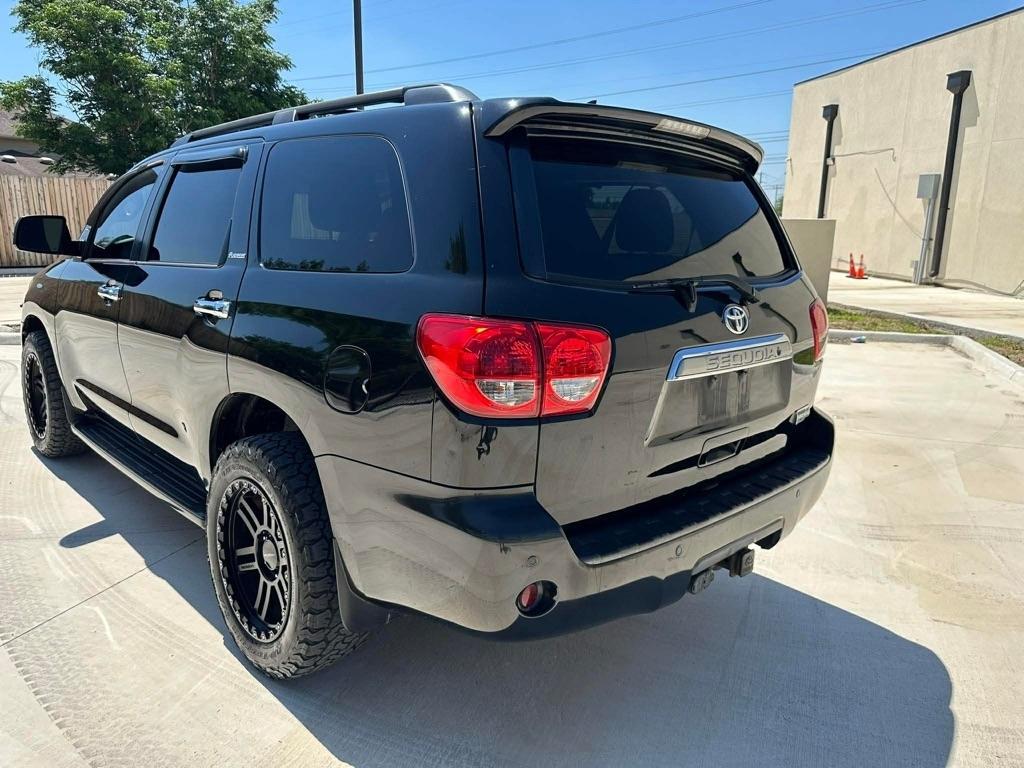 Toyota Sequoia Plantium 2WD 2014