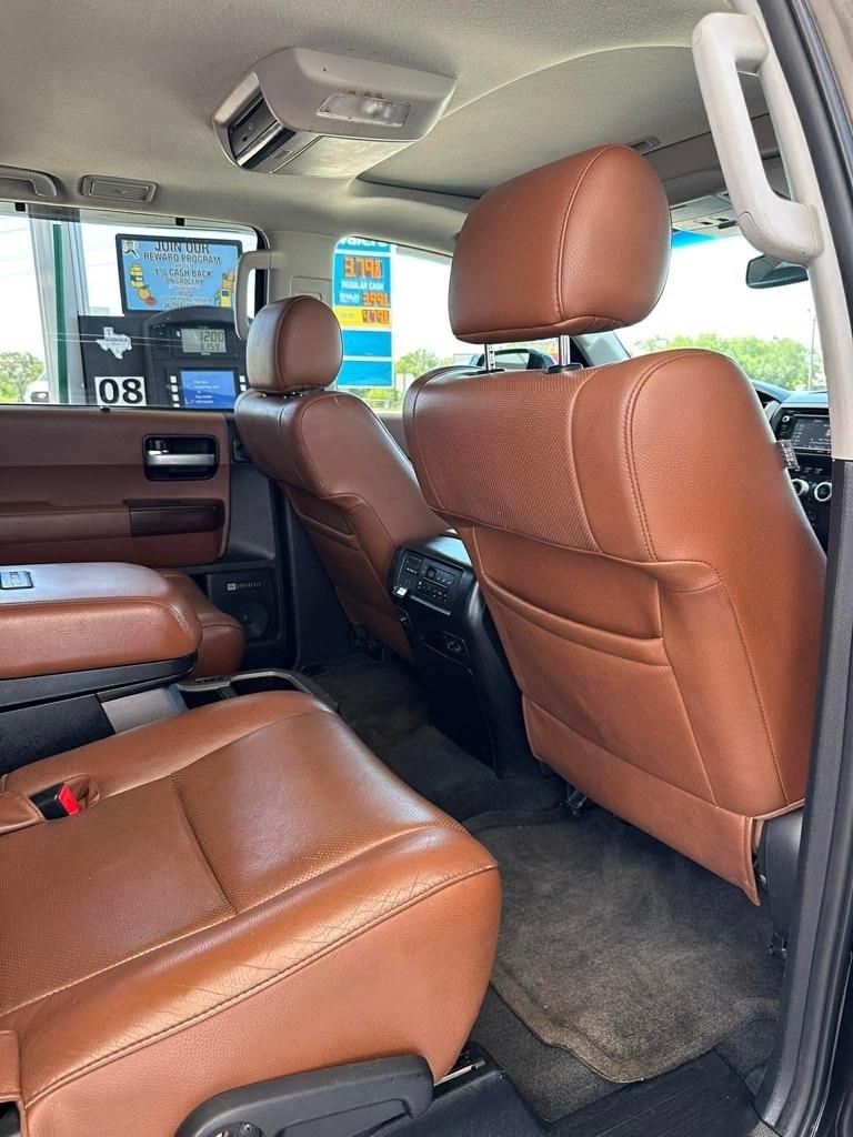 Toyota Sequoia Plantium 2WD 2014