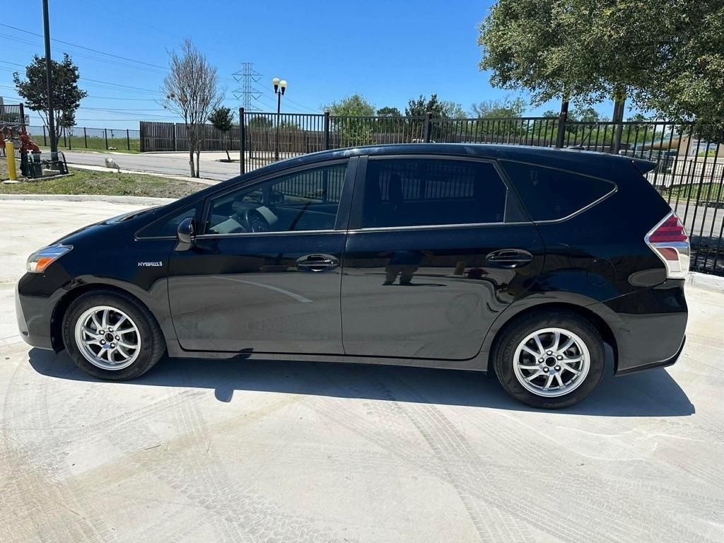 Toyota Prius V Three 2017