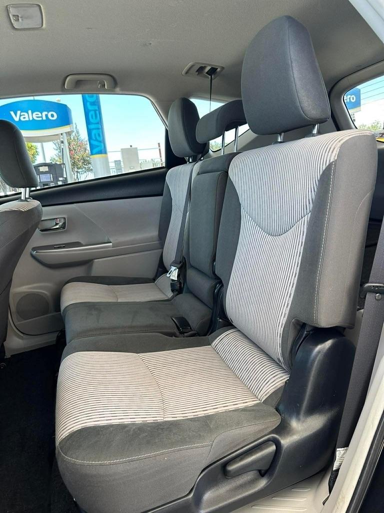 Toyota Prius V Three 2017